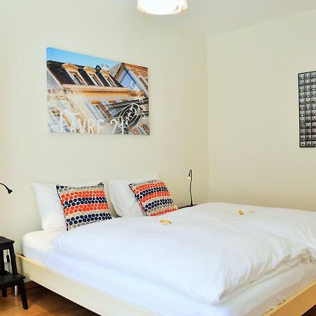 B&B Louis-Favre 21 Neuchatel Exterior photo