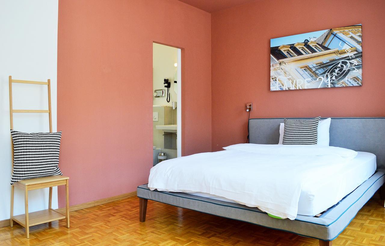 B&B Louis-Favre 21 Neuchatel Exterior photo