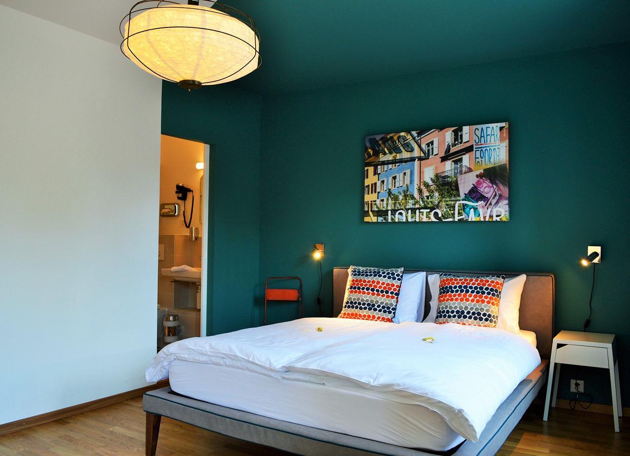 B&B Louis-Favre 21 Neuchatel Exterior photo